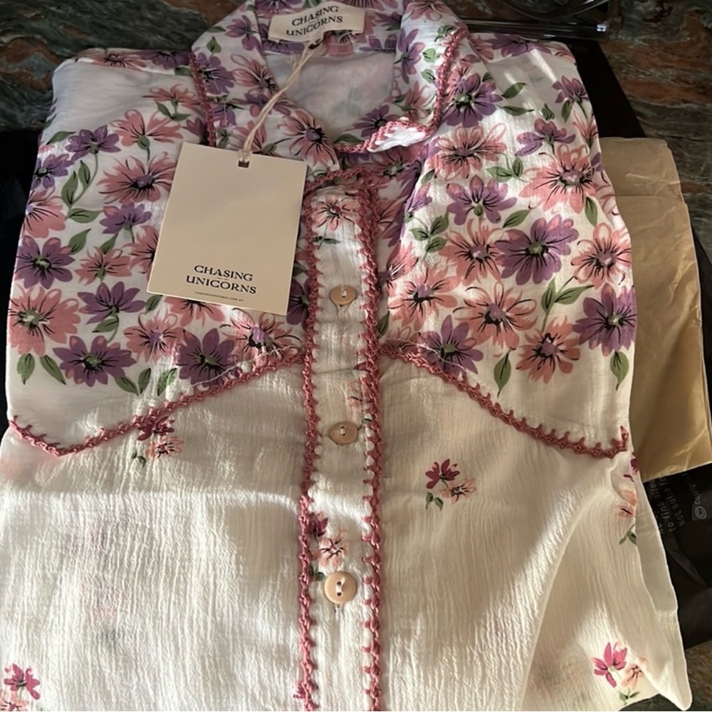 Chasing Unicorns Long sleeve Western Button Up Shirt Medium NWT - Picture 6 of 10
